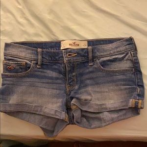 Medium wash Hollister shorts